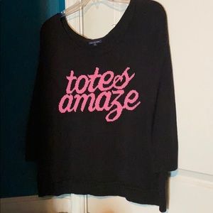 A fall off the shoulder shirt 👚